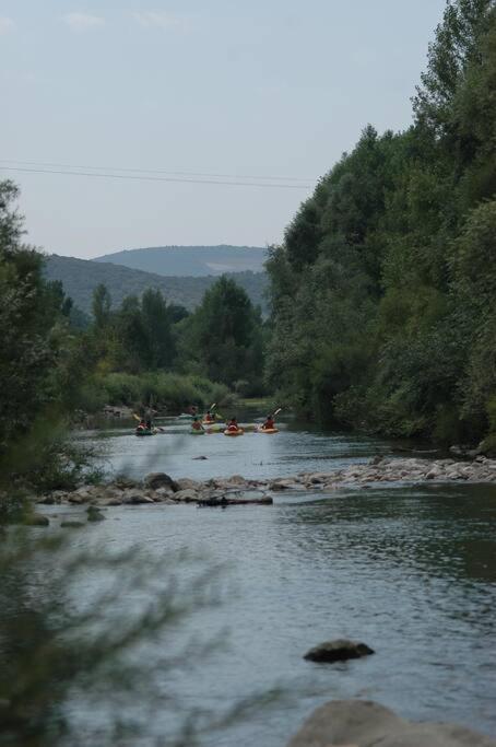 Stunning Medieval Getaway Vic la Gardiole Bagian luar foto